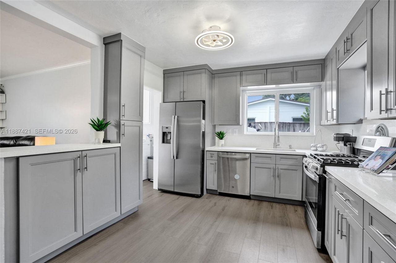 9021 SW 197th St, Cutler Bay, FL 33157 Photo