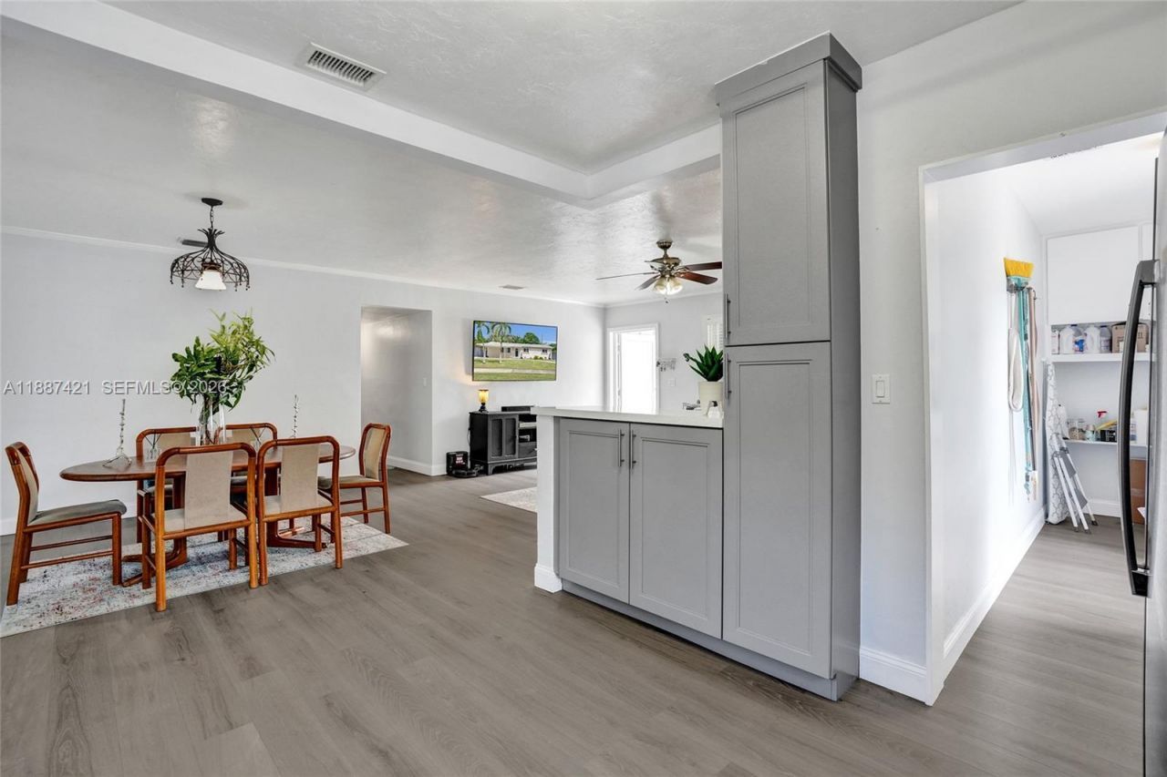 9021 SW 197th St, Cutler Bay, FL 33157 Photo