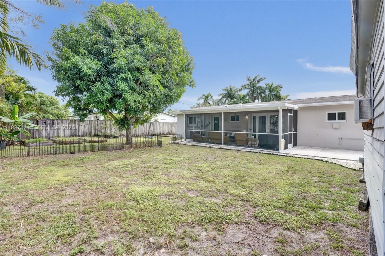9021 SW 197th St, Cutler Bay, FL 33157 Photo