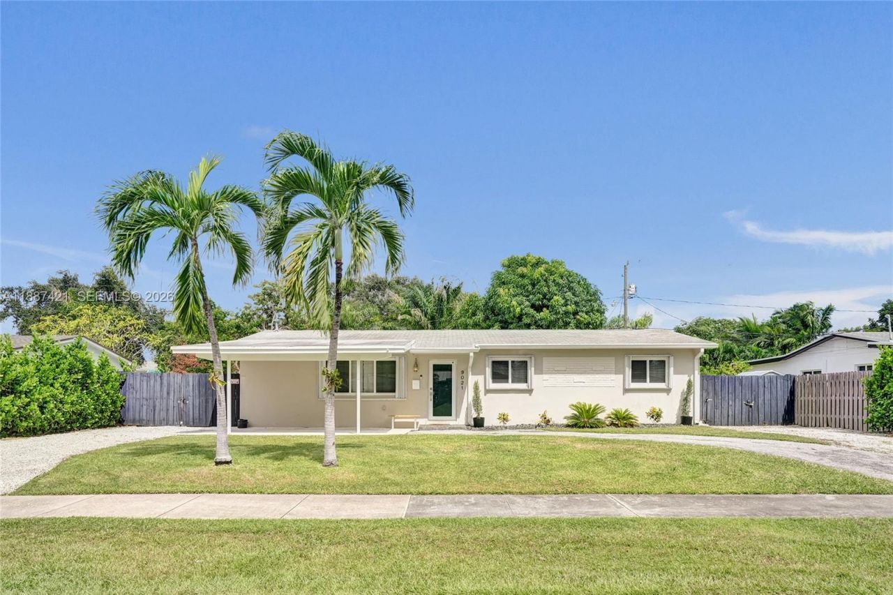 9021 SW 197th St, Cutler Bay, FL 33157 Photo