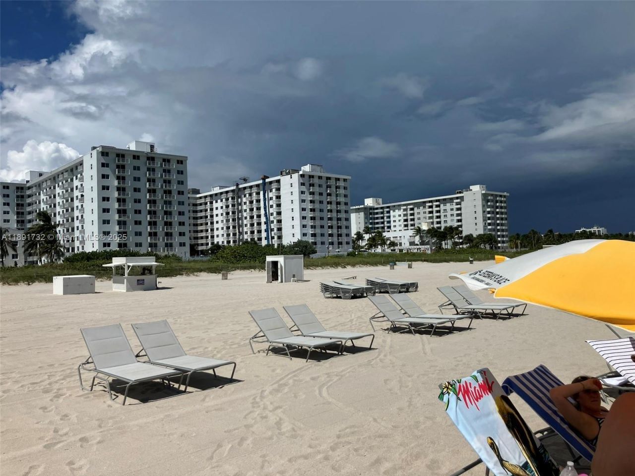 335 Ocean Dr, Unit 306, Miami Beach, FL 33139 Photo