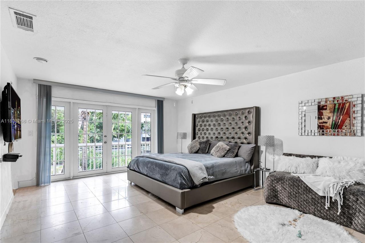 8909 SW 108th Cir Ct, Miami, FL 33176 Photo