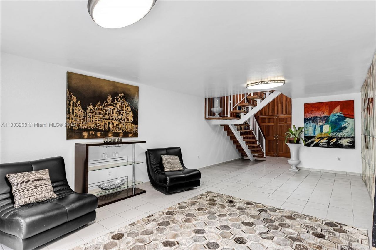 8909 SW 108th Cir Ct, Miami, FL 33176 Photo