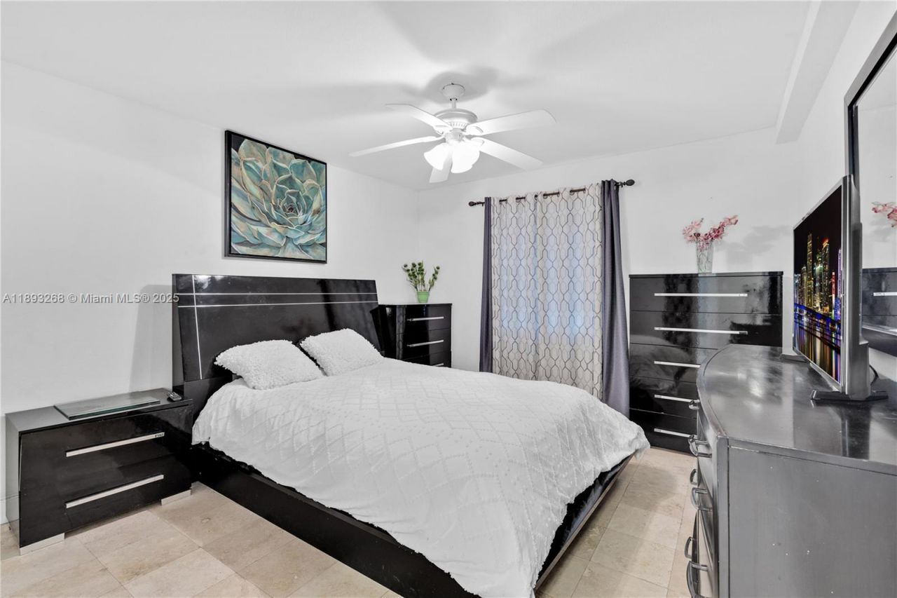 8909 SW 108th Cir Ct, Miami, FL 33176 Photo