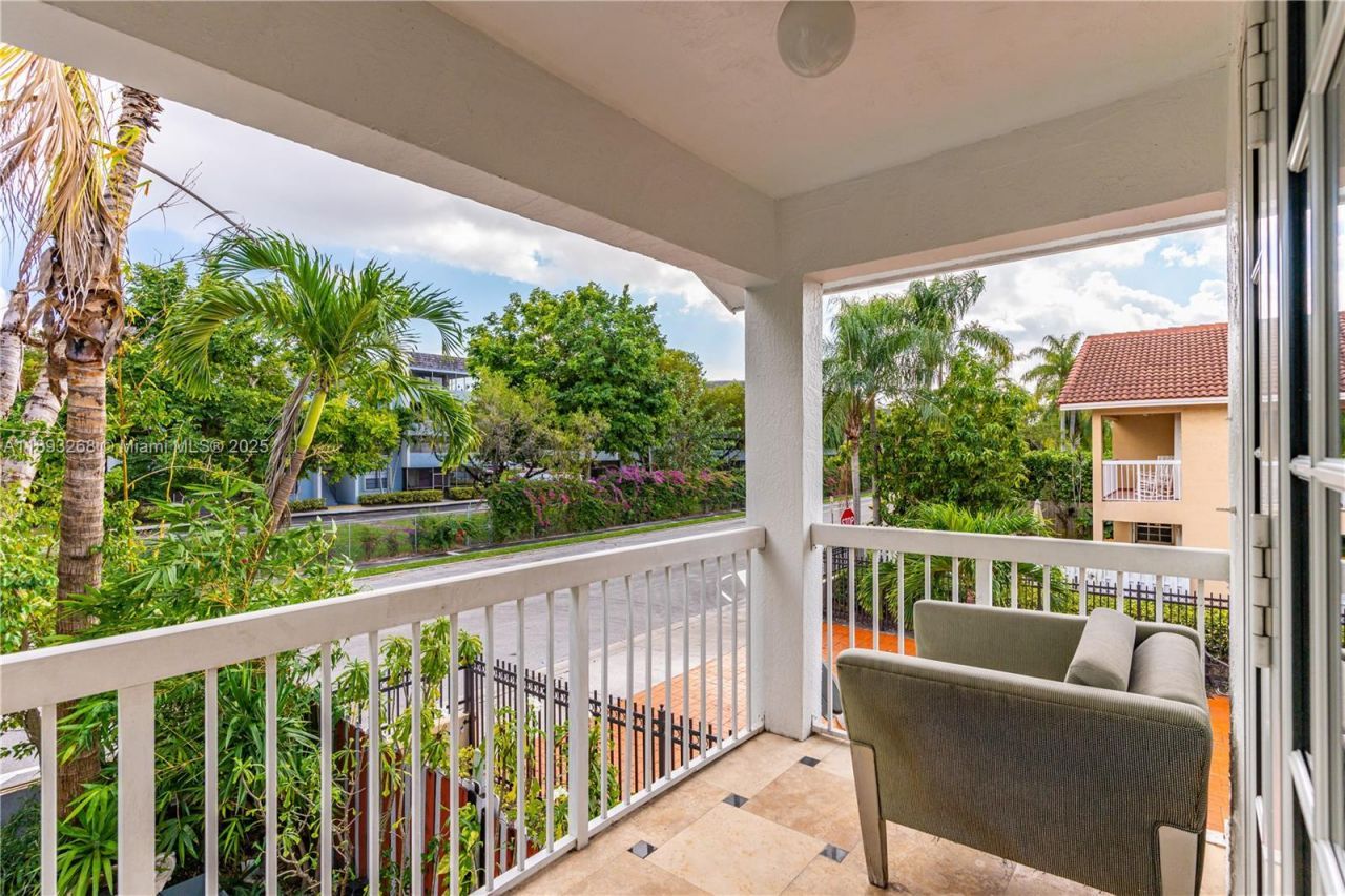 8909 SW 108th Cir Ct, Miami, FL 33176 Photo