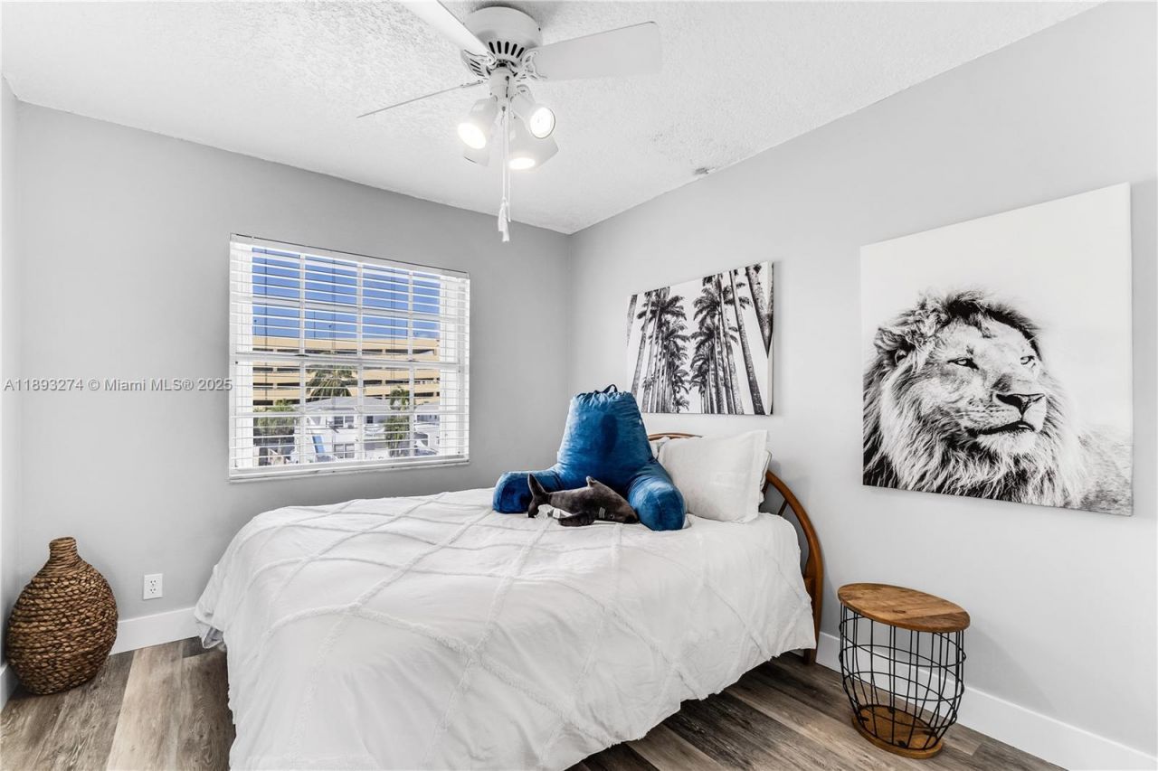 349 Virginia St, Hollywood, FL 33019 Photo