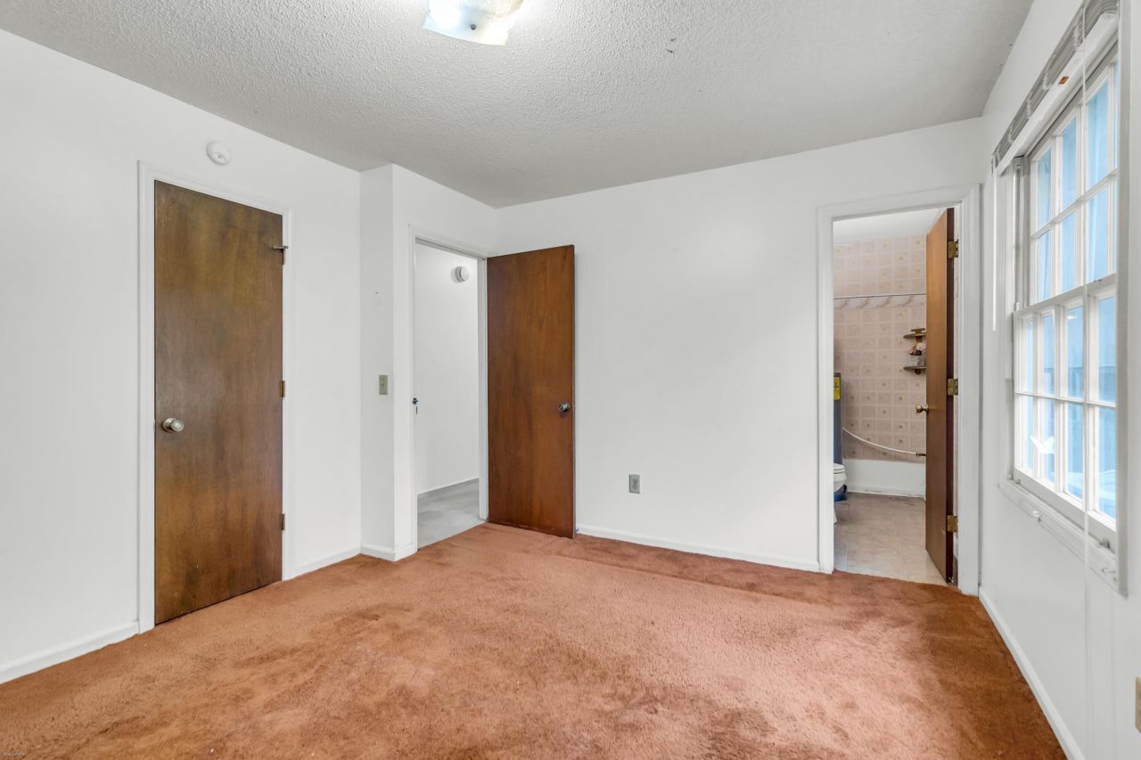 208 Mary Scott Drive Photo 24