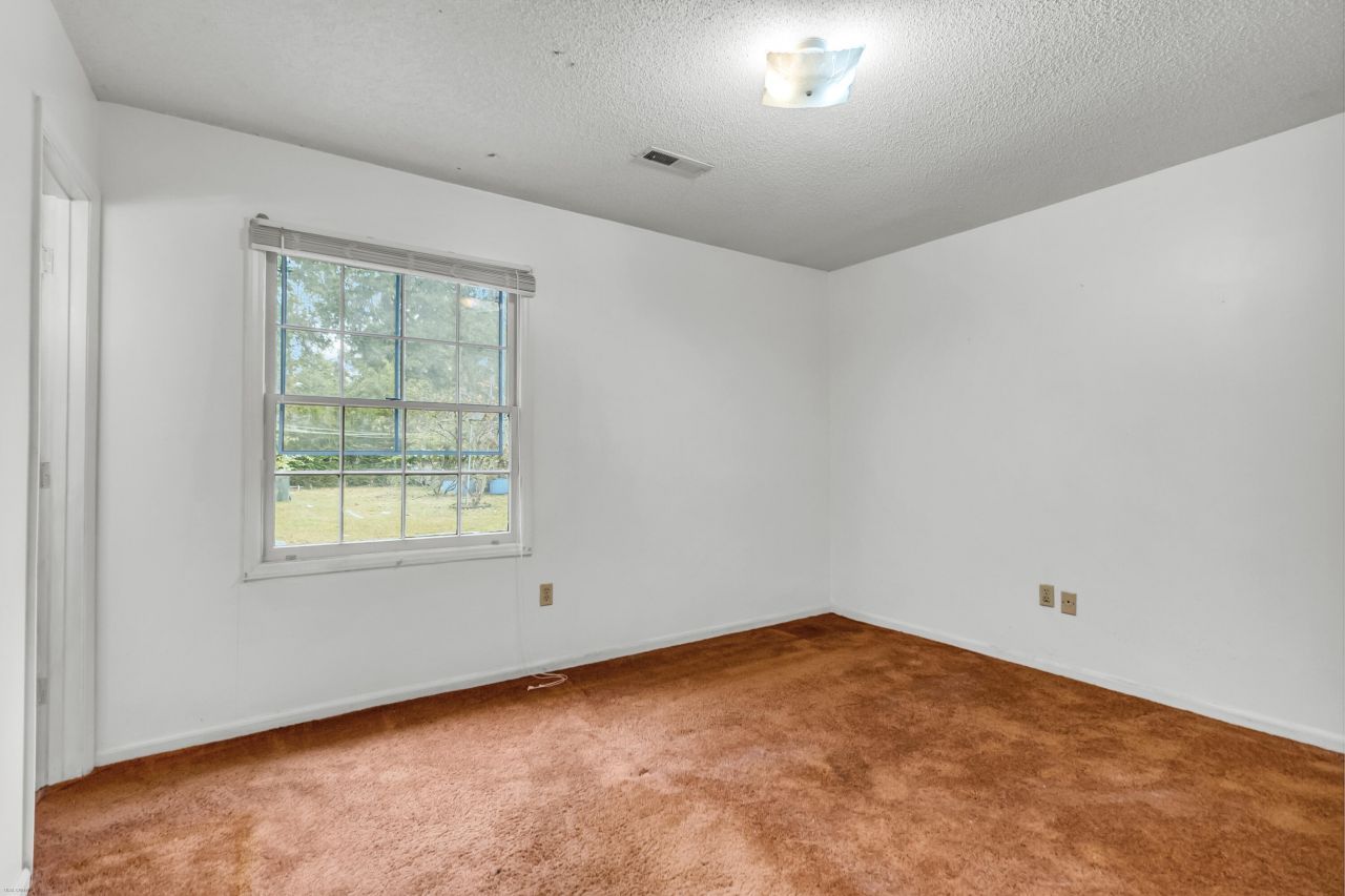 208 Mary Scott Drive Photo 30