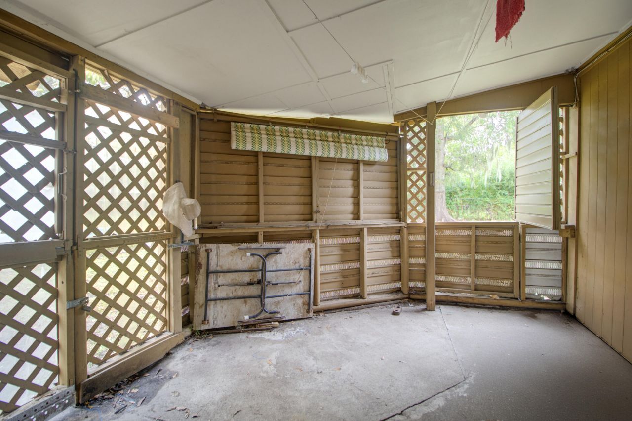 208 Mary Scott Drive Photo 31