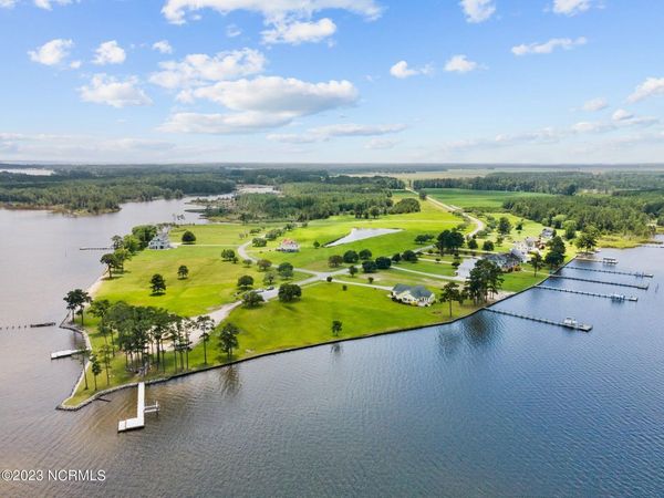 16 River Drive, Belhaven, NC 27810