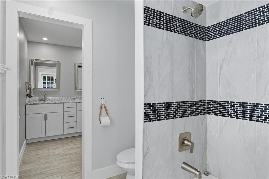 1310 SW 19th Ln, Cape Coral, FL 33991 Photo