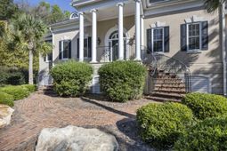 1176 Moore Road photo 4