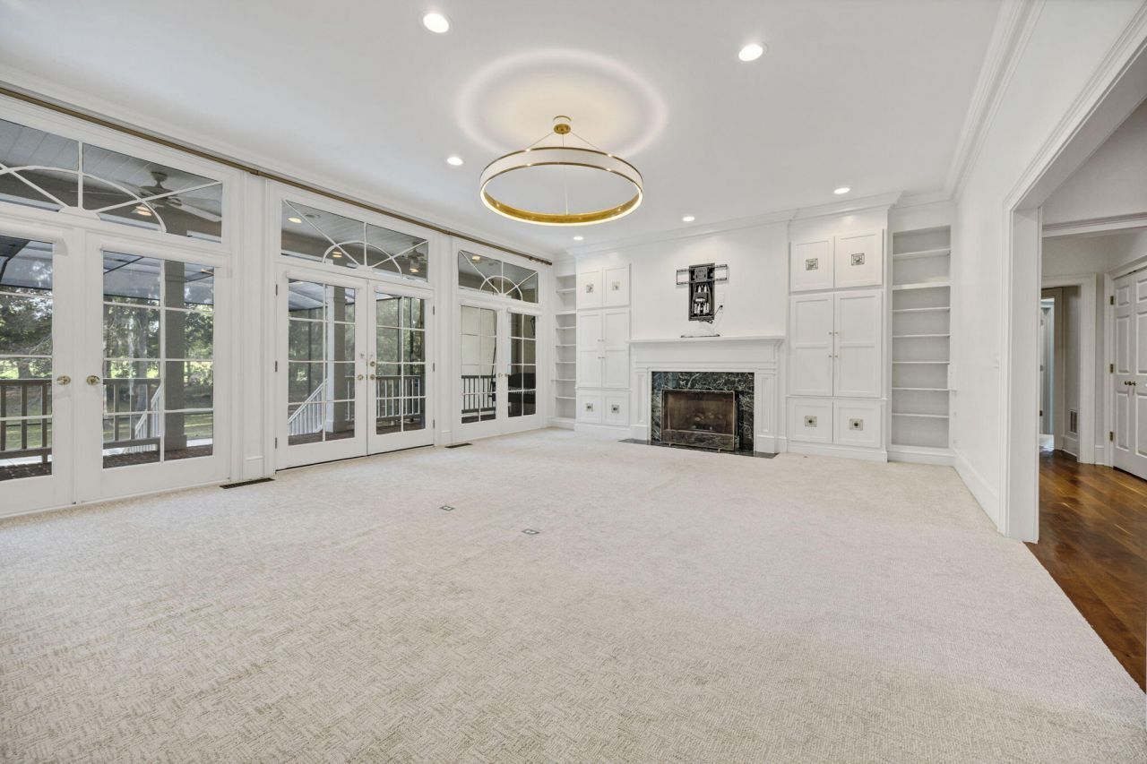 1176 Moore Road Photo 21