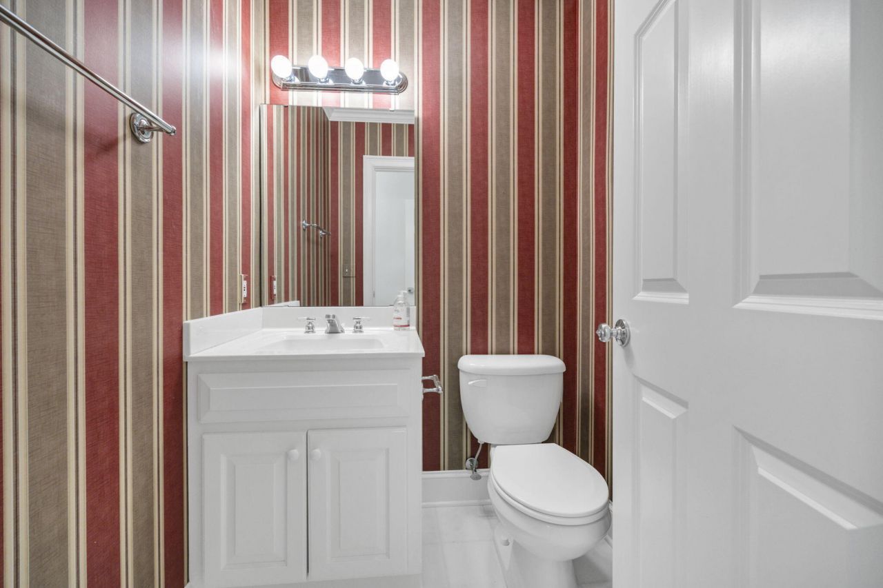 1176 Moore Road Photo 65