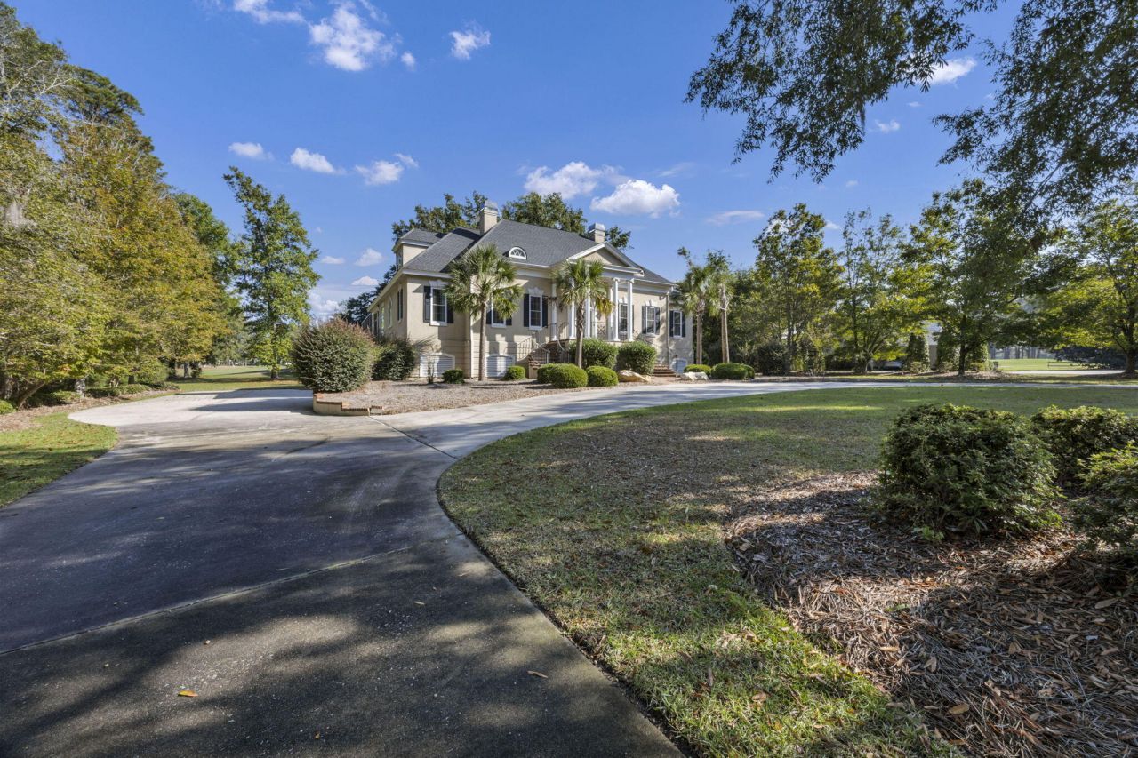 1176 Moore Road Photo 77