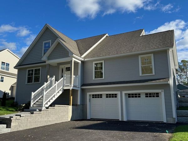 12 Juliana Avenue, Unit 14, Nashua, NH 03064