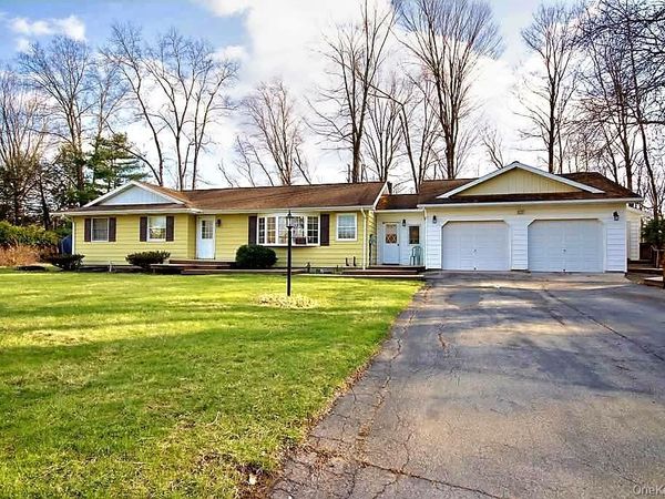 50 Carlo Drive, Kerhonkson, NY 12446