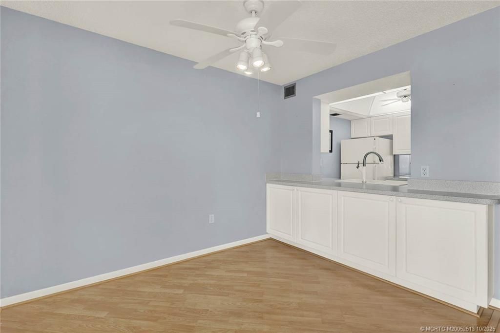 1950 SW Palm City Road, Unit 3-207, Stuart, FL 34994 Photo