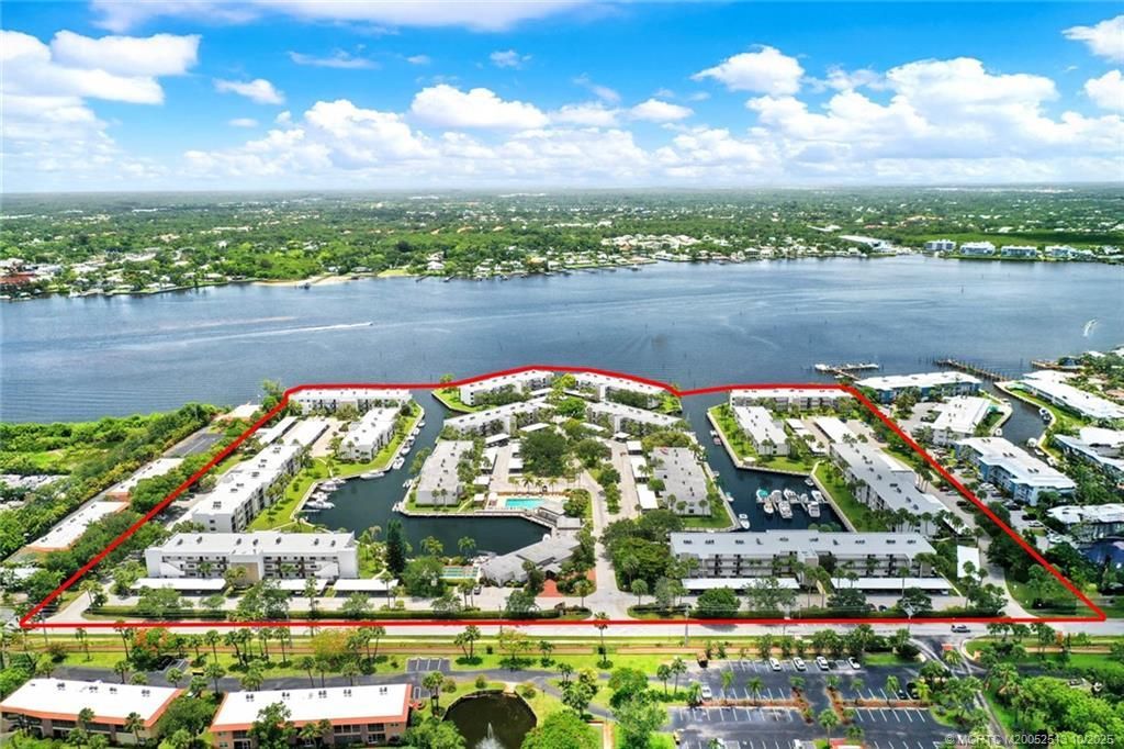 1950 SW Palm City Road, Unit 3-207, Stuart, FL 34994 Photo