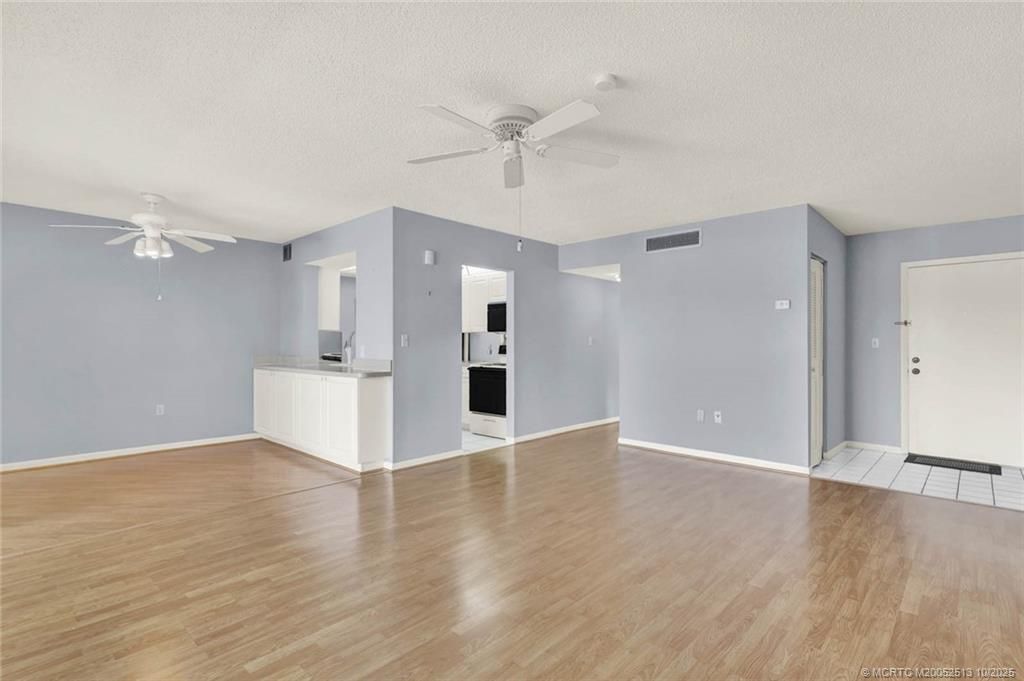 1950 SW Palm City Road, Unit 3-207, Stuart, FL 34994 Photo