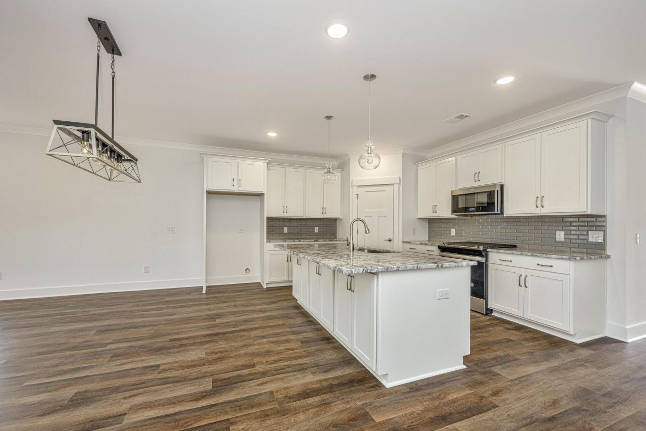 166 Darby Meadow Lane Photo 7