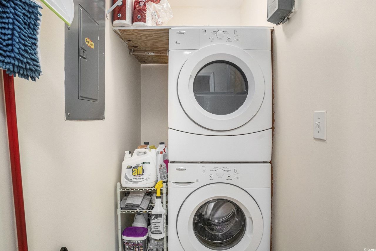 4437 Lady Banks Ln. Photo 13