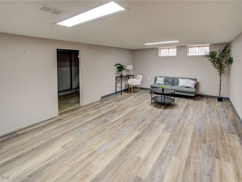 38109 Poplar Drive, Willoughby, OH 44094 Photo 29