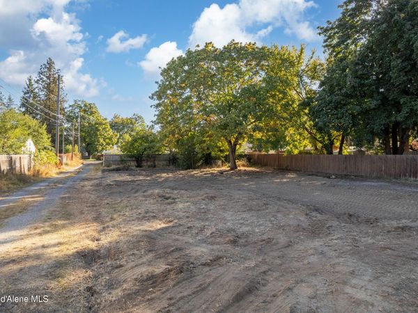 1302 E HARRISON AVE, Coeur d'Alene, ID 83814