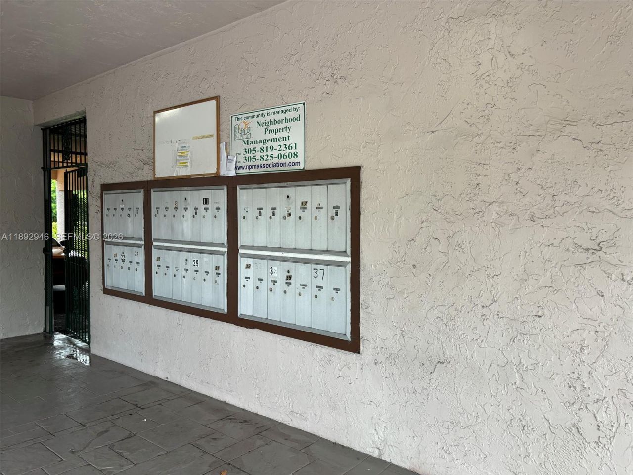 1350 W 53rd St, Unit 24, Hialeah, FL 33012 Photo