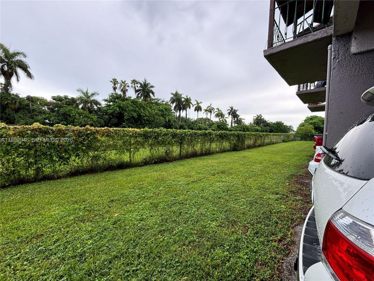 1350 W 53rd St, Unit 24, Hialeah, FL 33012 Photo