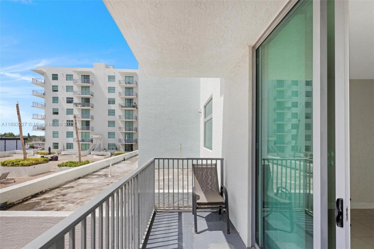 140 S Dixie Hwy, Unit 512, Hollywood, FL 33020 Photo