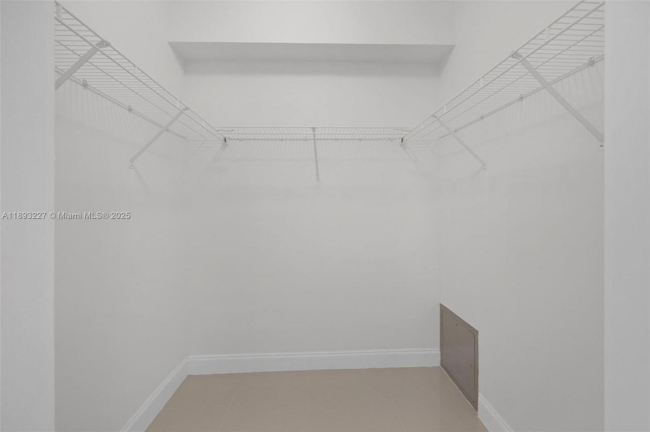 140 S Dixie Hwy, Unit 512, Hollywood, FL 33020 Photo