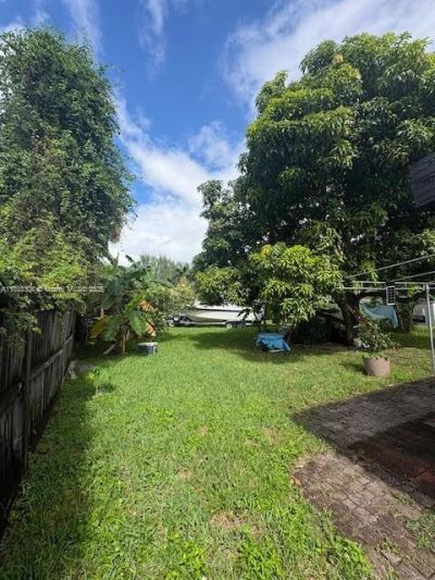 12510 W Golf Dr, Miami, FL 33167 Photo