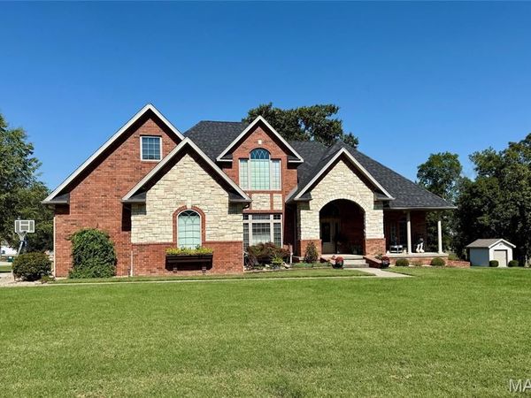 2528 Copperwood Drive, Lebanon, MO 65536