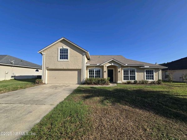 1107 CALLA GLEN Lane, Green Cove Springs, FL 32043