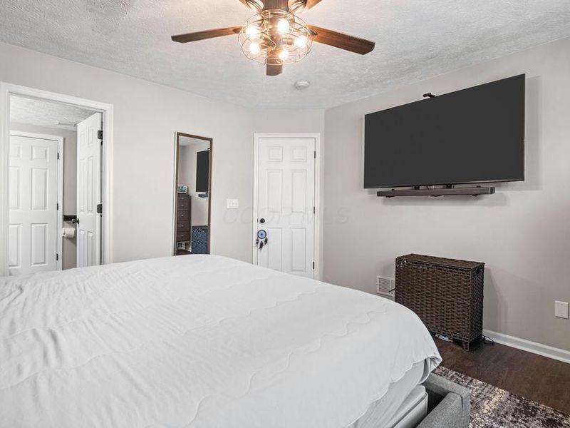 409 Lockmead Drive, Pataskala, OH 43062 Photo 16