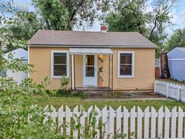 2609 E Monument Street, Colorado Springs, CO 80909