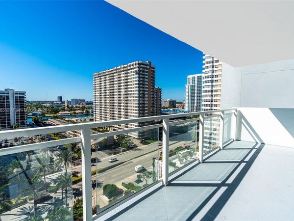 2030 S Ocean Dr, Unit 1127, Hallandale Beach, FL 33009