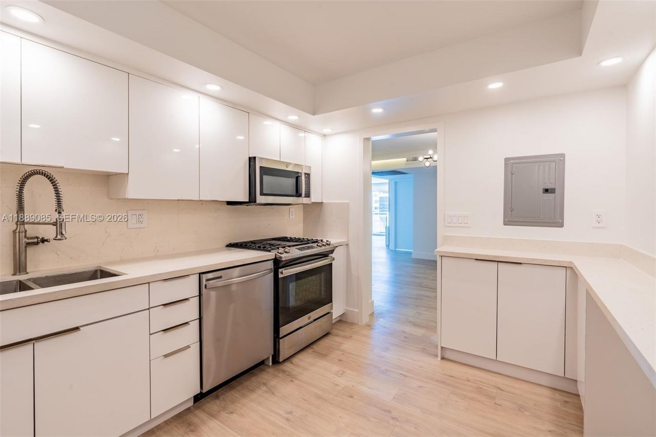 2030 S Ocean Dr, Unit 1127, Hallandale Beach, FL 33009 Photo