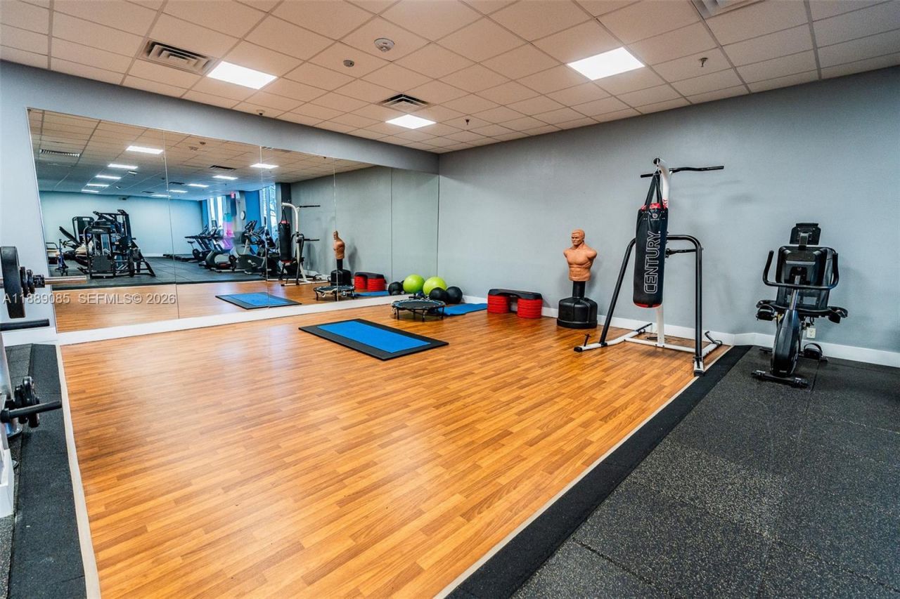 2030 S Ocean Dr, Unit 1127, Hallandale Beach, FL 33009 Photo