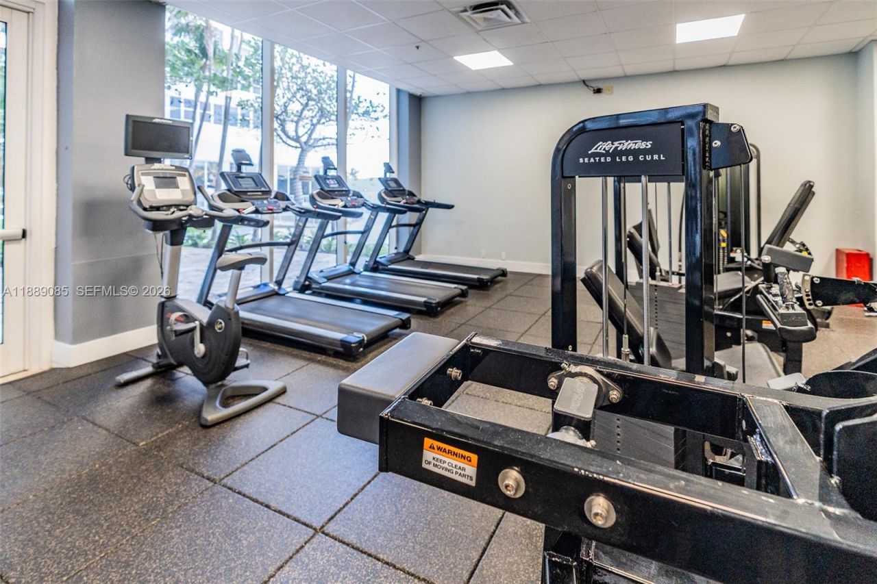 2030 S Ocean Dr, Unit 1127, Hallandale Beach, FL 33009 Photo