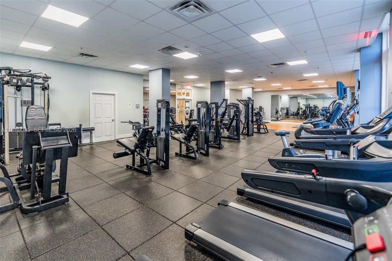 2030 S Ocean Dr, Unit 1127, Hallandale Beach, FL 33009 Photo