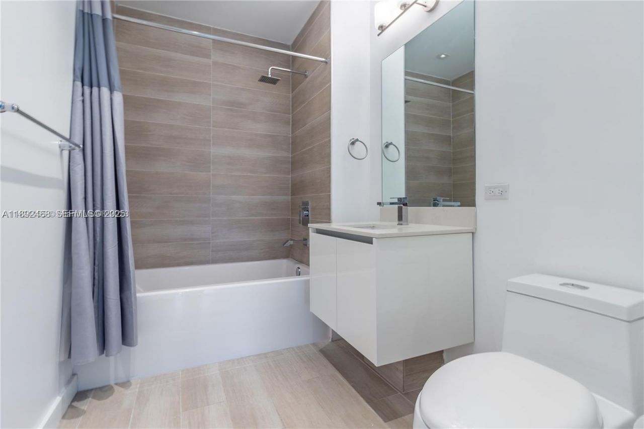 1600 SW 1st Ave, Unit 810, Miami, FL 33129 Photo