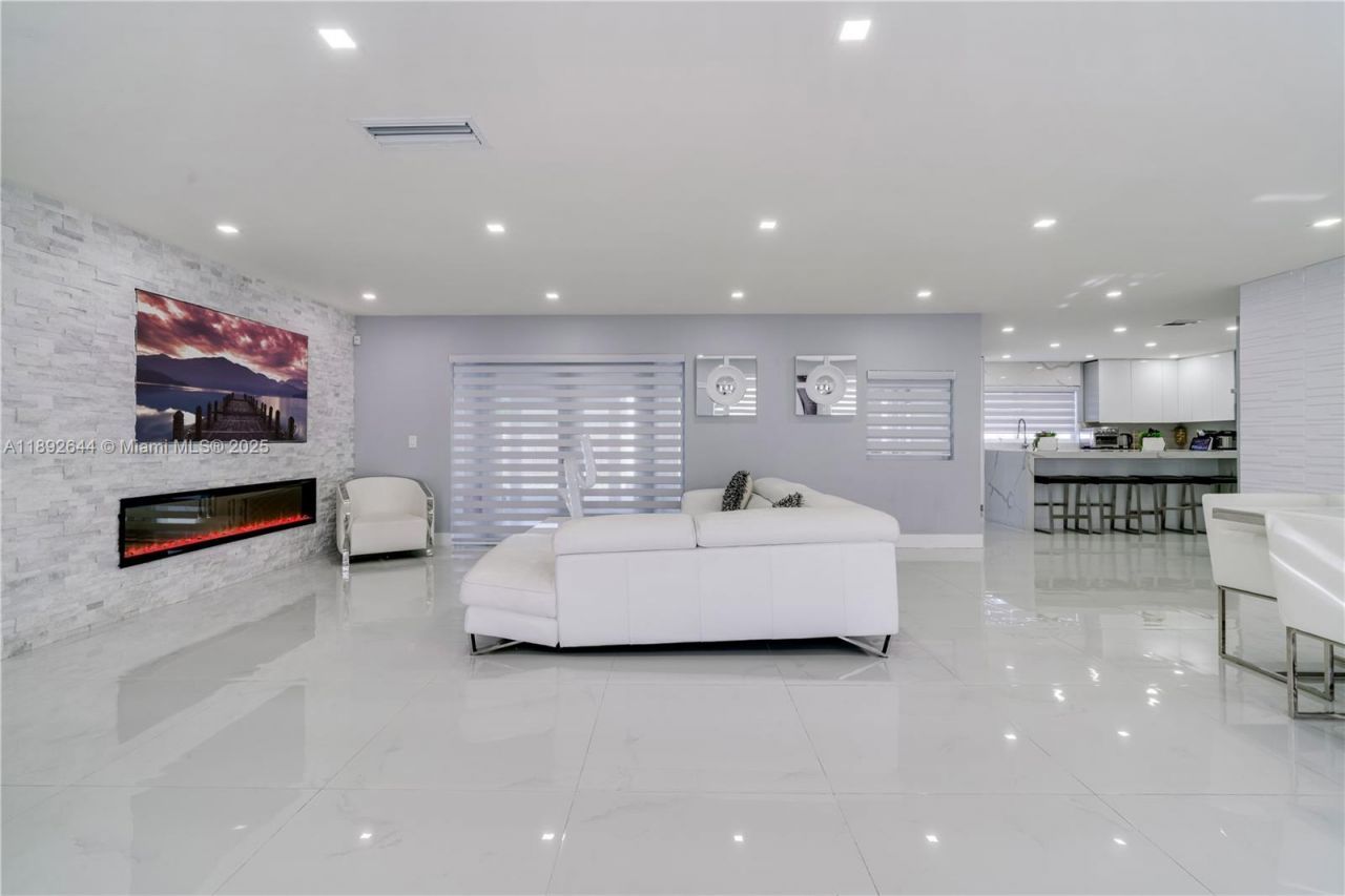 17040 SW 107th Ct, Miami, FL 33157 Photo