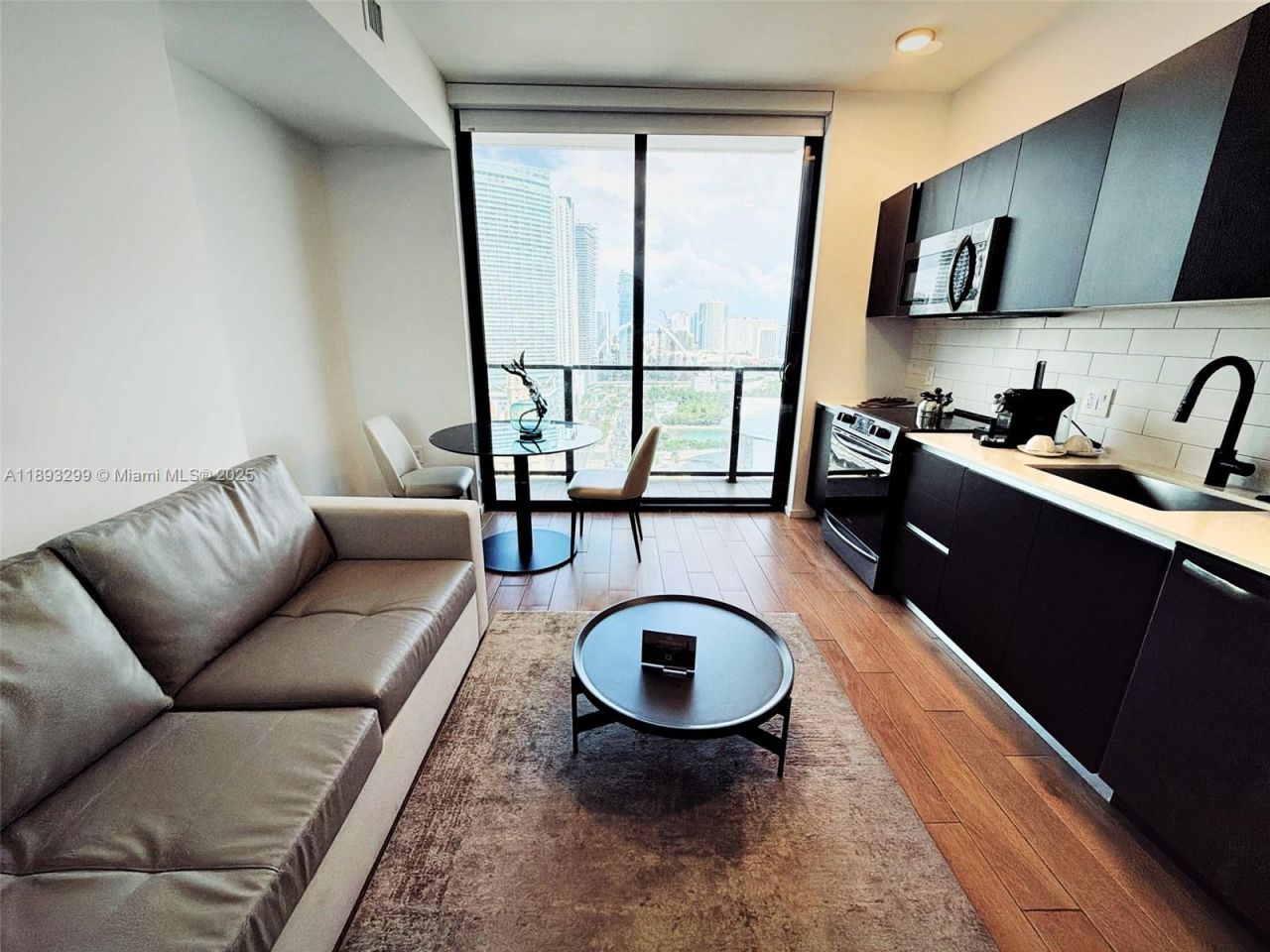 398 NE 5th St, Unit 2108, Miami, FL 33132 Photo