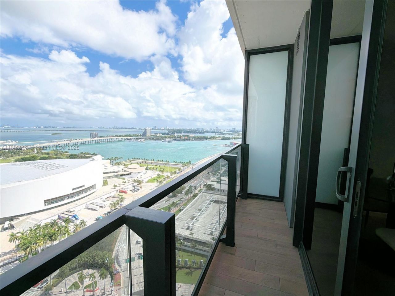 398 NE 5th St, Unit 2108, Miami, FL 33132 Photo