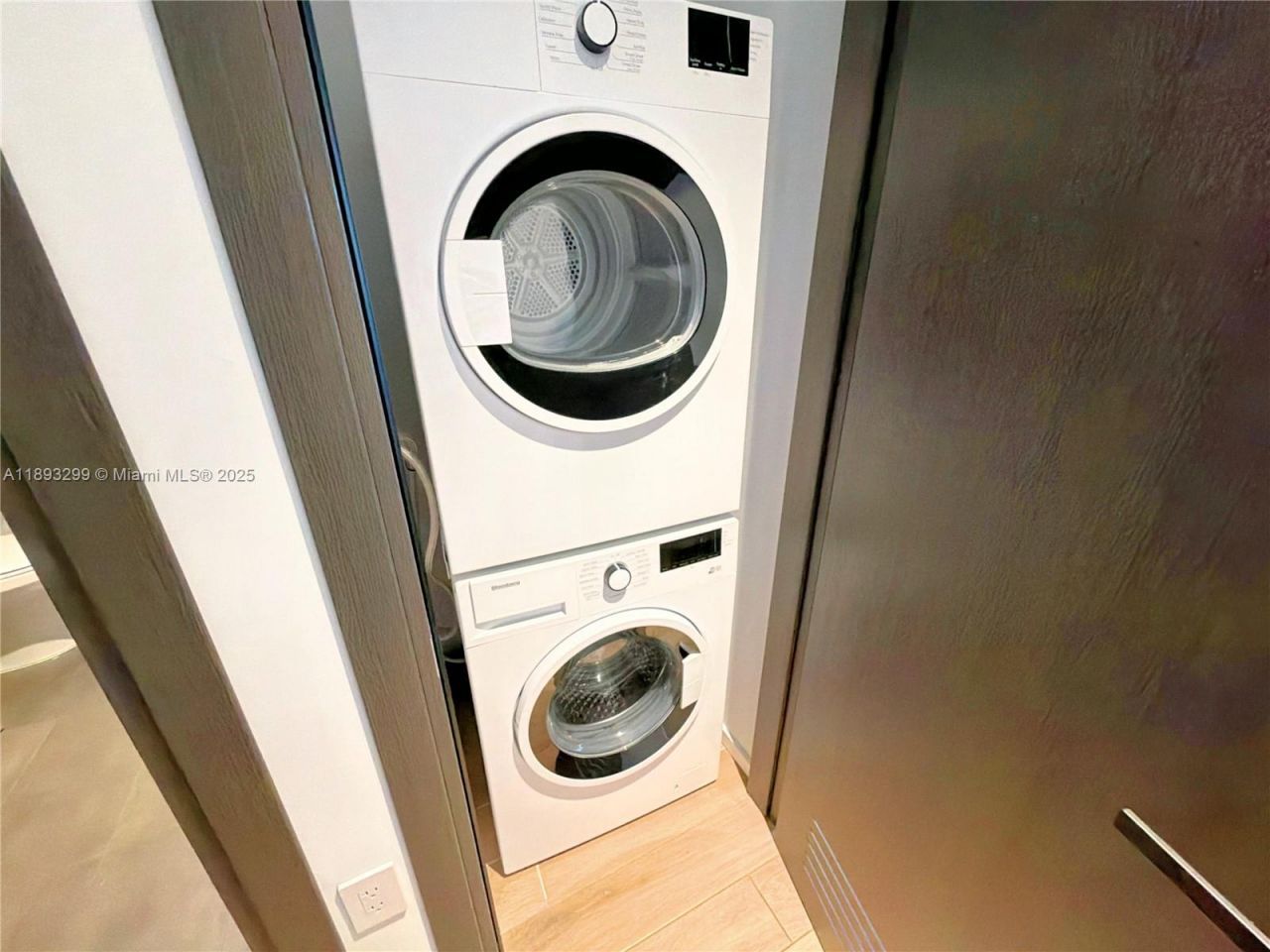 398 NE 5th St, Unit 2108, Miami, FL 33132 Photo