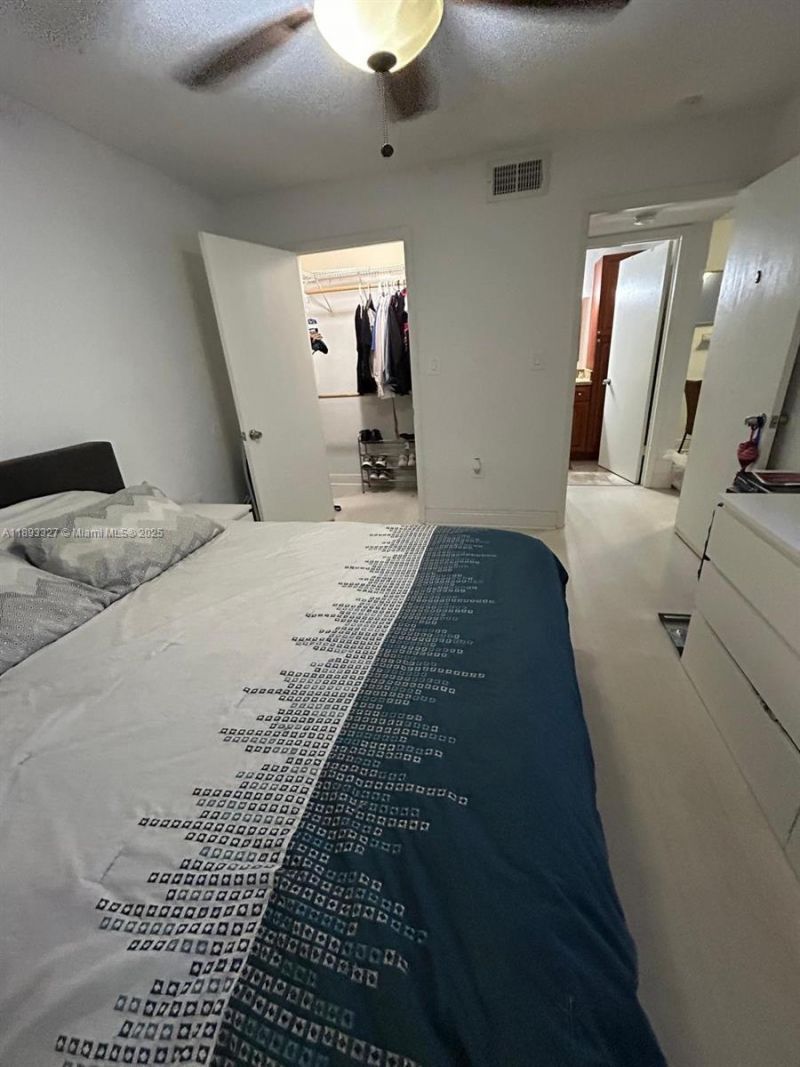 15551 SW 104th Ter, Unit 814, Miami, FL 33196 Photo