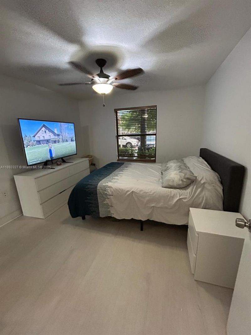 15551 SW 104th Ter, Unit 814, Miami, FL 33196 Photo