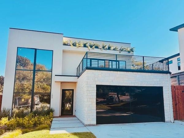 1622 Sylvan Avenue, Dallas, TX 75208